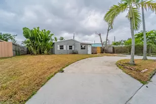 620 NE 57th St, Fort Lauderdale, FL 33334 - Photo 2