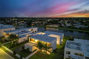 16722 S Botaniko Dr S, Weston, FL 33326 - Photo 92