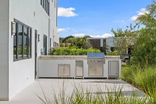 16722 S Botaniko Dr S, Weston, FL 33326 - Photo 32