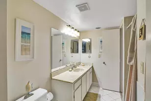 2200 S Cypress Bend Dr, Pompano Beach, FL 33069 - Photo 56