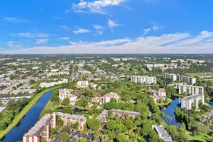 2200 S Cypress Bend Dr, Pompano Beach, FL 33069 - Photo 12