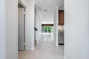 801 SE 16th Ct, Fort Lauderdale, FL 33316 - Photo 8