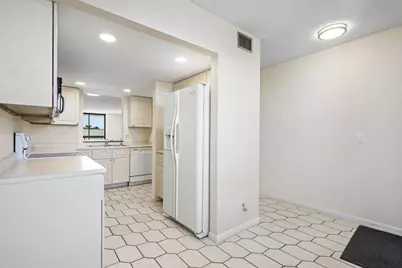 2707 NE 14th St Causeway #305, Pompano Beach, FL 33062 - Photo 6