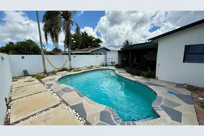 8231 SW 9th Street, North Lauderdale, FL 33068 - Photo 24