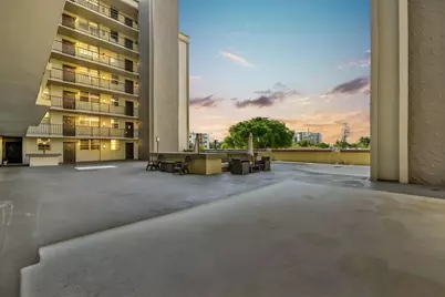 1811 Jefferson Street #203, Hollywood, FL 33020 - Photo 4