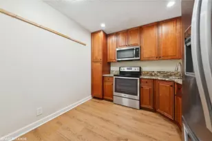 3901 Cocoplum Circle Circle, Coconut Creek, FL 33063 - Photo 10