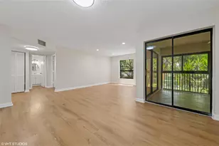 3901 Cocoplum Circle Circle, Coconut Creek, FL 33063 - Photo 6