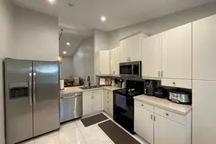 3264 Carambola Cir Unit, Coconut Creek, FL 33066 - Photo 10