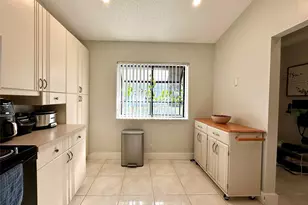 3264 Carambola Cir Unit, Coconut Creek, FL 33066 - Photo 14