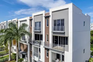 1044 NE 18th Ave, Fort Lauderdale, FL 33309 - Photo 1