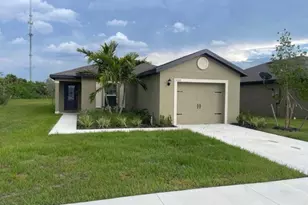5335 Entertainment Way, Fort Pierce, FL 34947 - Photo 1