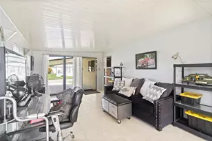 202 NW 52nd St, Pompano Beach, FL 33064 - Photo 6