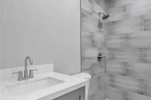 2614 W 65th St, Hialeah, FL 33016 - Photo 28