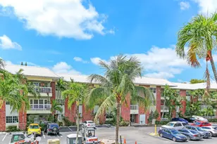 2424 SE 17th Unit, Fort Lauderdale, FL 33316 - Photo 2