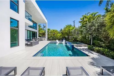 2001 Marietta Drive, Fort Lauderdale, FL 33316 - Photo 14