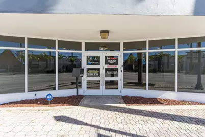 2743 Hollywood Boulevard, Hollywood, FL 33020 - Photo 2