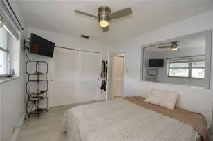 2412 NW 52nd St, Tamarac, FL 33309 - Photo 22