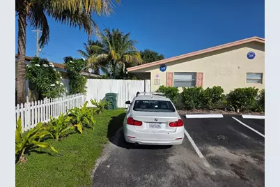 3640 NE 1st Avenue #1, Fort Lauderdale, FL 33334 - Photo 2