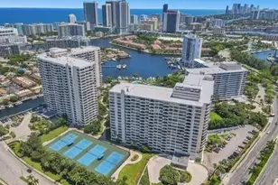 2500 Parkview Dr, Hallandale Beach, FL 33009 - Photo 2