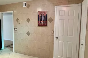 2500 Parkview Dr, Hallandale Beach, FL 33009 - Photo 24