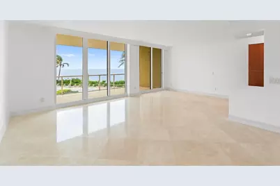 1063 Hillsboro Mile #203, Pompano Beach, FL 33062 - Photo 10