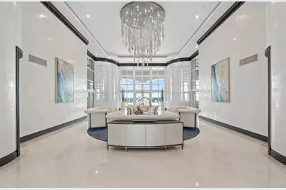 1063 Hillsboro Mile #203, Pompano Beach, FL 33062 - Photo 4