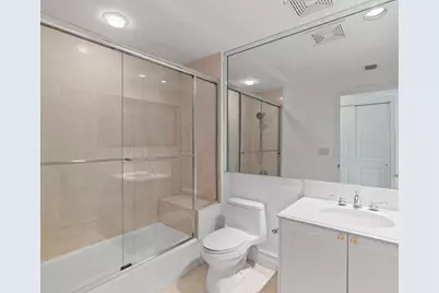 1063 Hillsboro Mile #203, Pompano Beach, FL 33062 - Photo 18