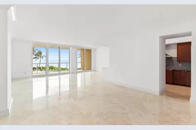 1063 Hillsboro Mile #203, Pompano Beach, FL 33062 - Photo 8