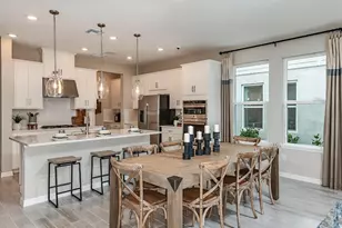 924 SE Seasons Ln, Port Saint Lucie, FL 34984 - Photo 6