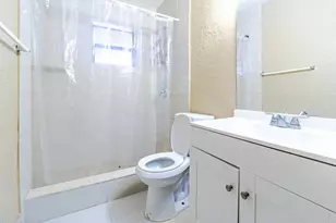 661 SW 28th Way, Fort Lauderdale, FL 33312 - Photo 16