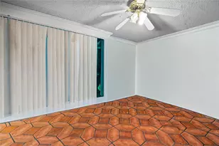 2481 NE 15th Ave, Pompano Beach, FL 33064 - Photo 16