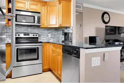 409 Brittany I #409, Delray Beach, FL 33446 - Photo 18