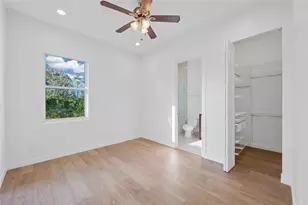 324 SW 14th Ct, Fort Lauderdale, FL 33315 - Photo 14