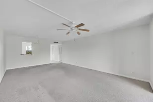 7210 Lake Cir Dr, Margate, FL 33063 - Photo 6