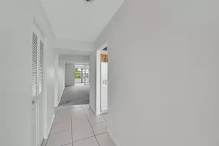 7210 Lake Cir Dr, Margate, FL 33063 - Photo 2