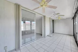 7210 Lake Cir Dr, Margate, FL 33063 - Photo 24