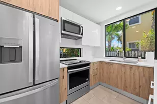 722 NE 15th Ave, Fort Lauderdale, FL 33304 - Photo 4