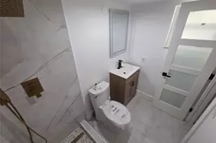 251 S Cypress Rd, Pompano Beach, FL 33060 - Photo 28