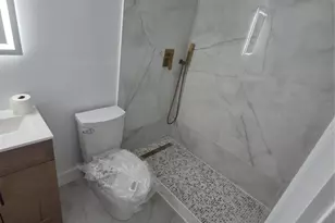 251 S Cypress Rd, Pompano Beach, FL 33060 - Photo 18