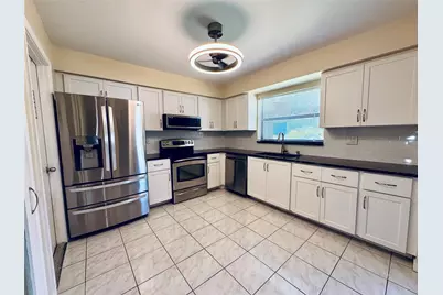 9870 Pecan Tree Drive #B, Boynton Beach, FL 33436 - Photo 8