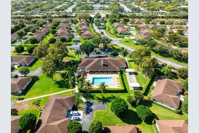 9870 Pecan Tree Drive #B, Boynton Beach, FL 33436 - Photo 4