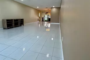 9870 Pecan Tree Dr, Boynton Beach, FL 33436 - Photo 12