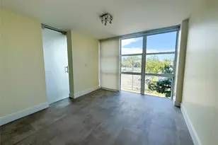 1000 Parkview Dr, Hallandale Beach, FL 33009 - Photo 16