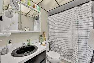 3211 NE 8th St, Pompano Beach, FL 33062 - Photo 12