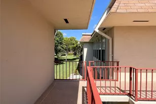 212 Oxford 400, West Palm Beach, FL 33417 - Photo 20