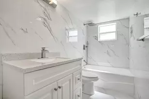 301 SE 3rd St, Dania Beach, FL 33004 - Photo 20