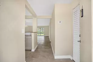 301 SE 3rd St, Dania Beach, FL 33004 - Photo 2