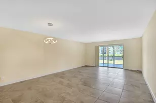 301 SE 3rd St, Dania Beach, FL 33004 - Photo 4