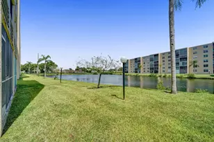 301 SE 3rd St, Dania Beach, FL 33004 - Photo 34