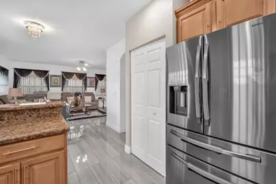 3471 NW 112th Avenue, Coral Springs, FL 33065 - Photo 8